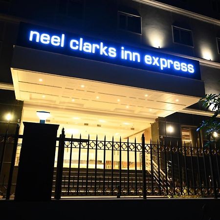 Neel Clarks Inn Express Agra  Exteriér fotografie